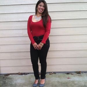 Meet your Posher, Cecilia